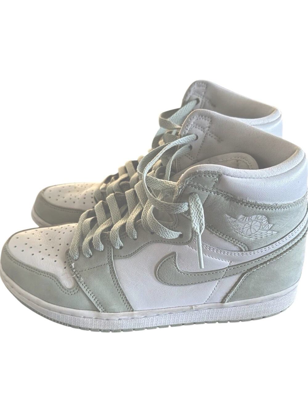 Nike Air Jordan 1 High OG Seafoam Green White Womens Size 9 AJ1 Sneakers